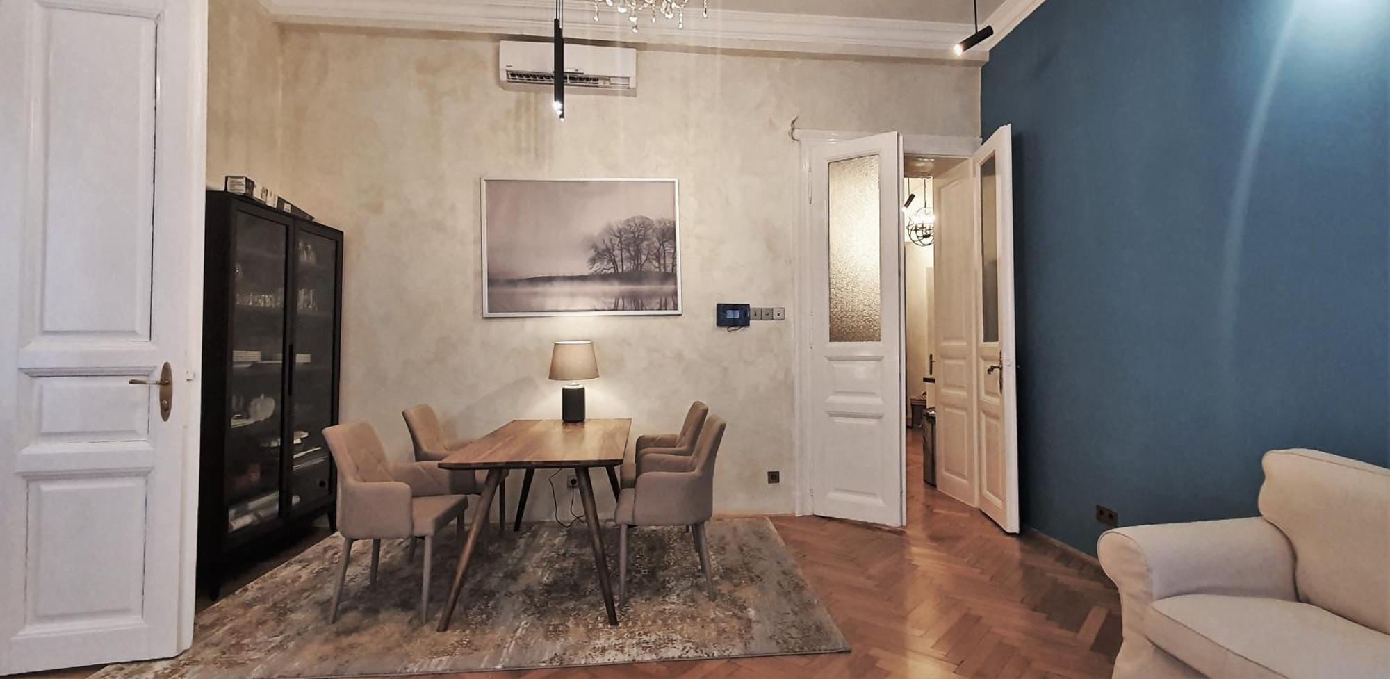 R64 - Classy & Spacious Home Near Villa District Budapest