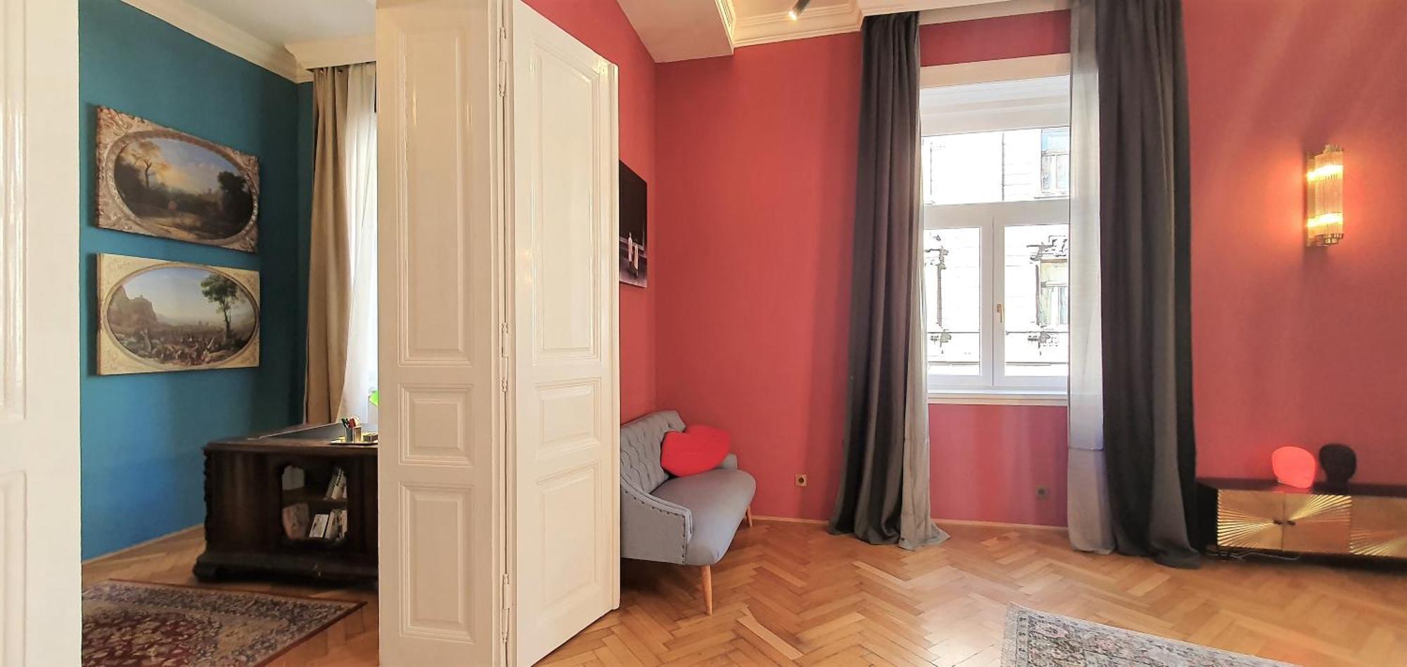 R64 - Classy & Spacious Home Near Villa District * Budapest