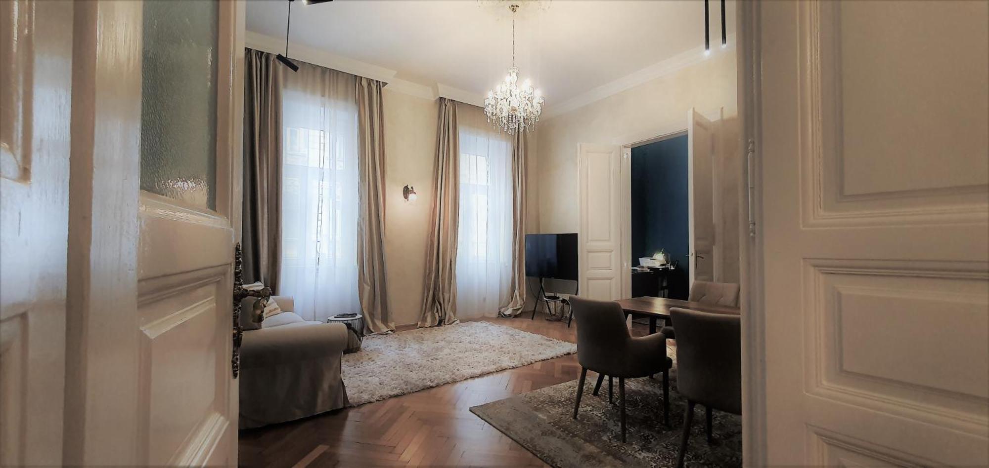 Apartment R64 - Classy & Spacious Home Near Villa District *